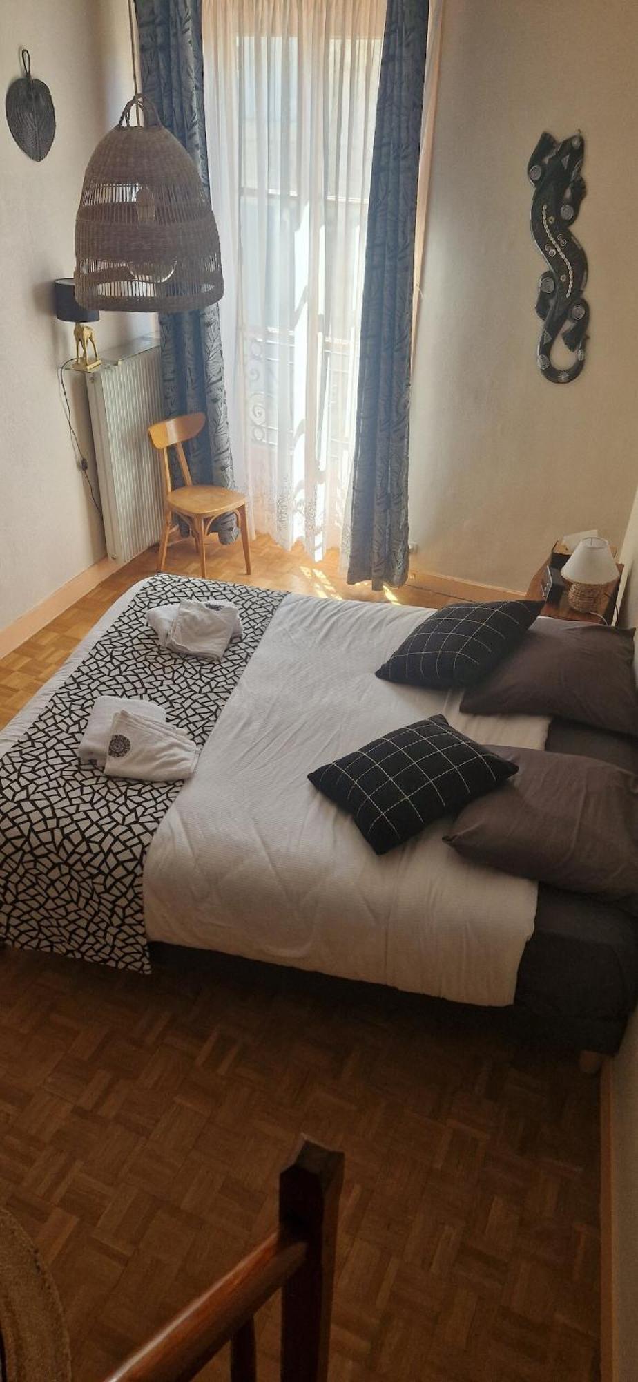 Appartement 120 M² Duplex Coeur Historique Au Calme Le Puy-en-Velay Exterior foto